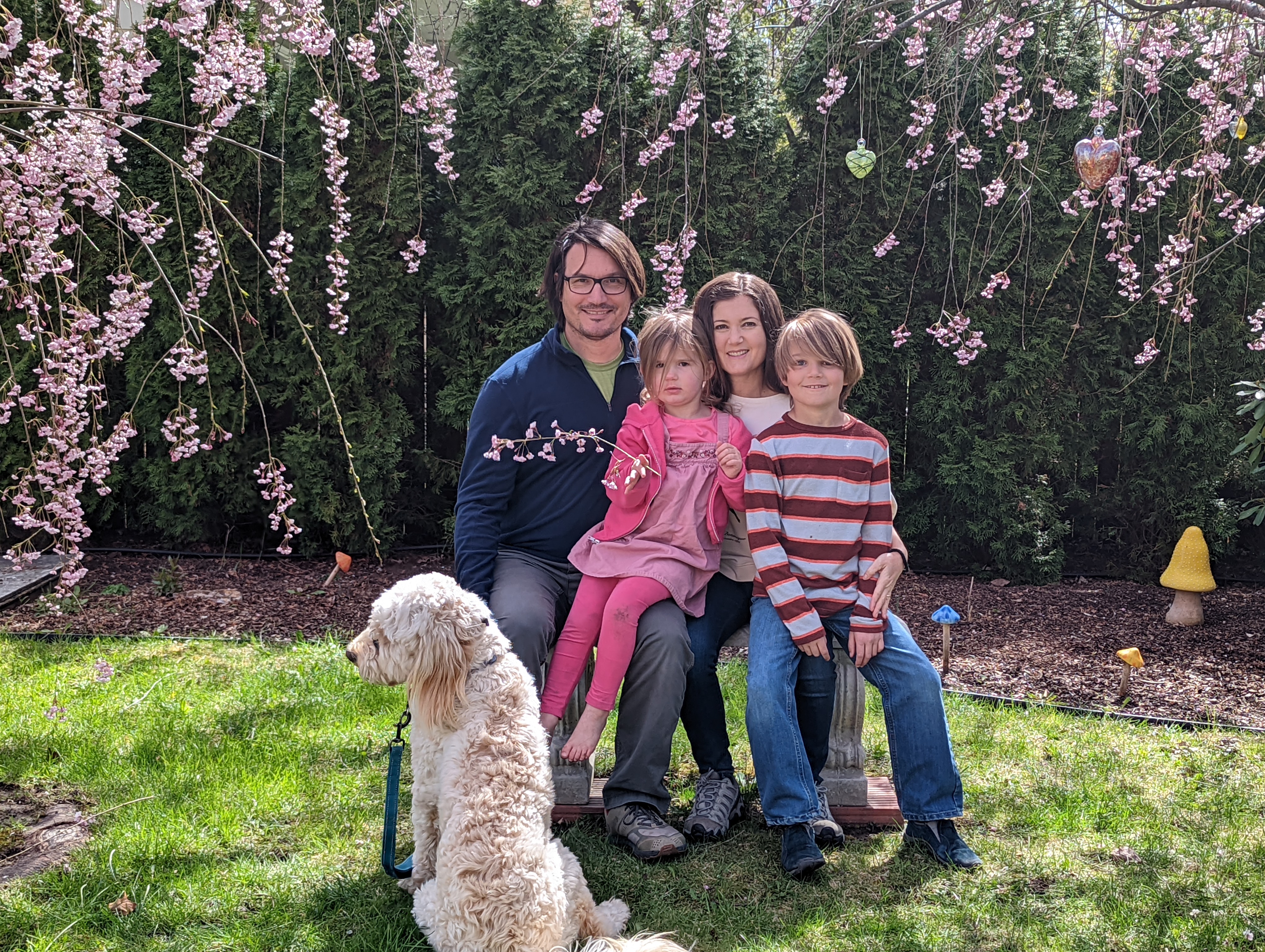 Family portrait Easter 2022